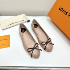 Louis Vuitton Tods Shoes